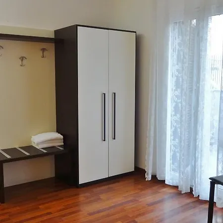 Hotel Lux Durante 2*