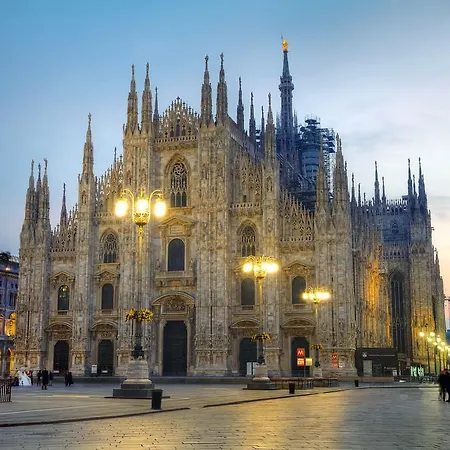 Aparthotel Easy - Rooms&apartments Navigli Milano