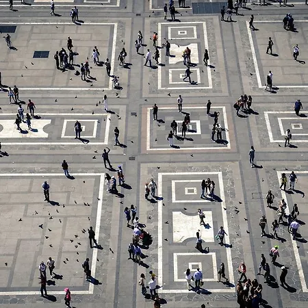 Easy - And Navigli Milano