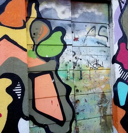 Ξενοδοχείο με διαμερίσματα  3*