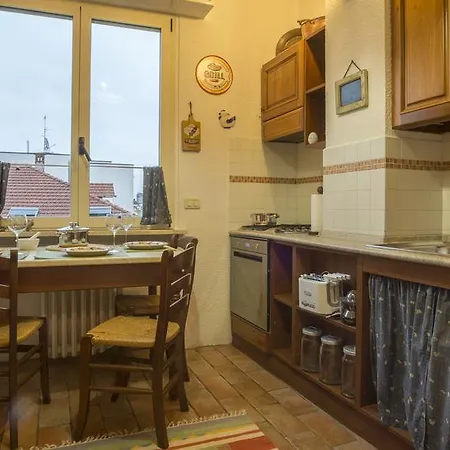 Joivy Warm Family Flat For 4 With Terrace In Milano