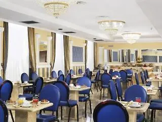 Ξενοδοχείο Grand Plaza 4*