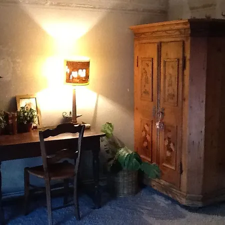 Roomdecharme * Milan
