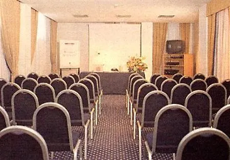 Szálloda Mediterraneo Milánó