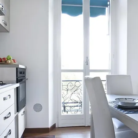 Appartement Italianway Easy - Piazza Firenze 4 Milaan