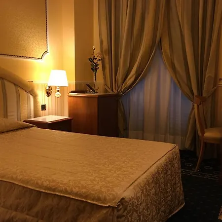 Отель Andreola