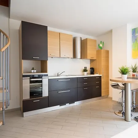 Navigli-Bocconi Roof Terrace Apartment *