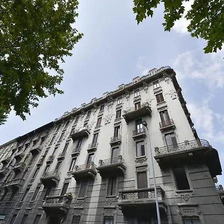 Plinio Halldis Appartement *