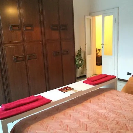 Apartament Elena House *