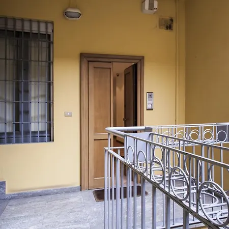 Hemeras Boutique Homes - Design In Center Apartment *