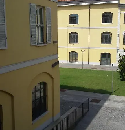 斯特凡尼娅公寓