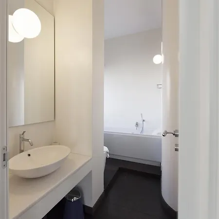 Milhouse Suites Sant'ambrogio Apartment Milan