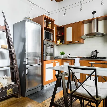 Hintown Wooden House *