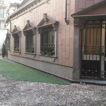 La Del Pino Bed & Breakfast