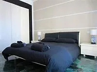 Apartment Temporary House - Porta Garibaldi Milan