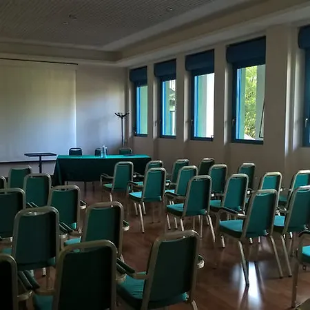 Unaway & Quark Due Milaan