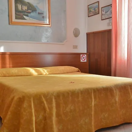 米格农酒店 酒店