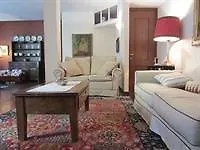 Apartment Temporary House - Independent House