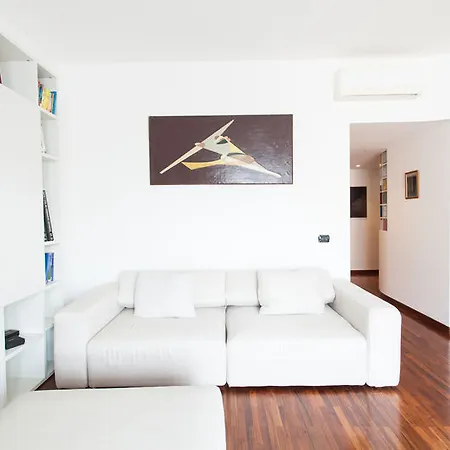 Apartment Corso Como Lägenhet *