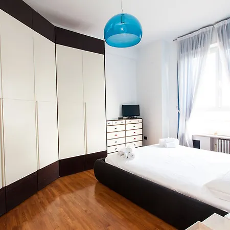 Apartment Corso Como * Milano
