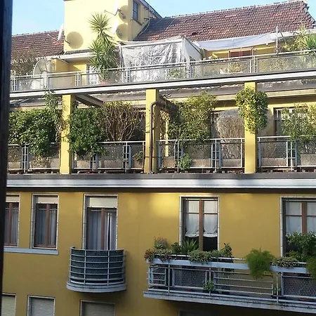 Nocleg ze śniadaniem Bed+art 2*