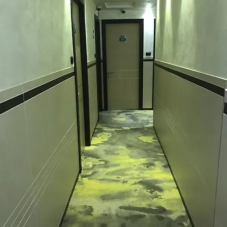 Ibis Styles Centro Hotel Milan