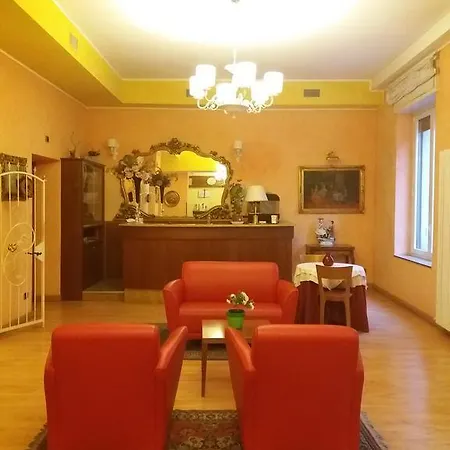 Szálloda Boston 2*