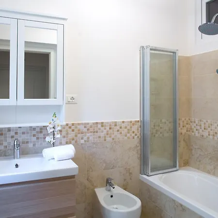 Апартаменты Suitelowcost Castaldi *