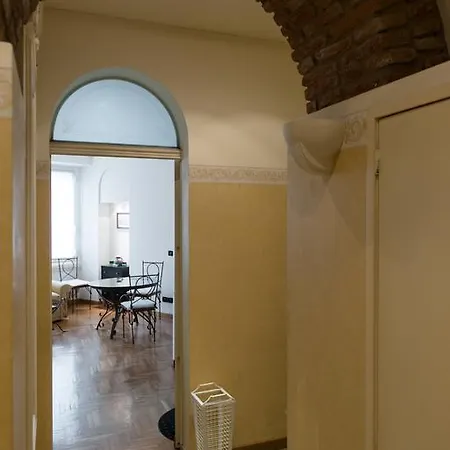 Duomo Open Space Apartment Milan