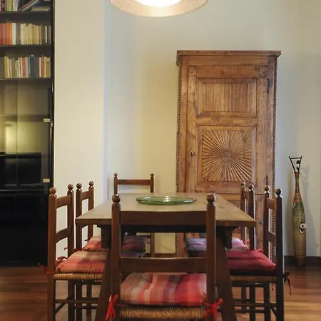 Apartment Carducci 31 Mailand