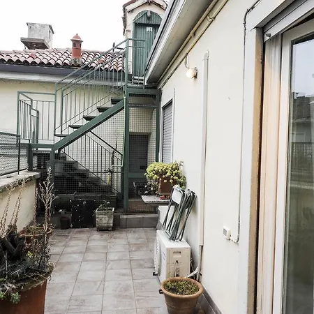 Apartment Carducci 31 Milan