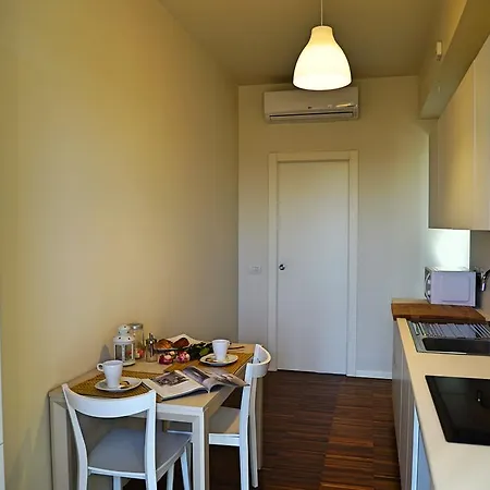 Cappellini B Apartment Milan