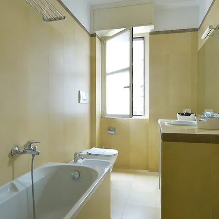 Cornalia Halldis Apartment *