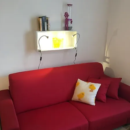 Mauro's Studio Apartment