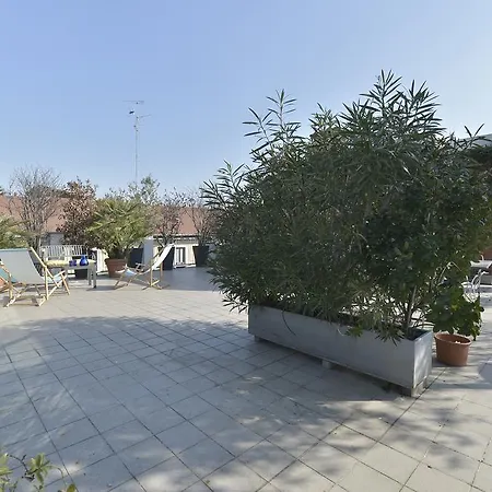 Rovereto Halldis Appartement *