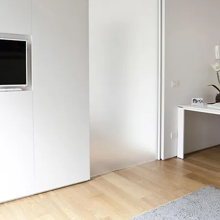 Italianway - Torino 44 * Milan