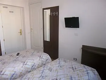 Amalfi Milán