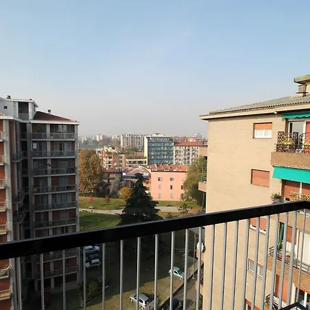 House Navigli Apartman *