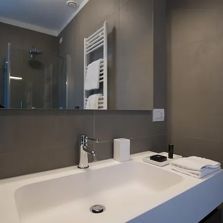 Apartamento Hbhall Corso Como Luxury Milán