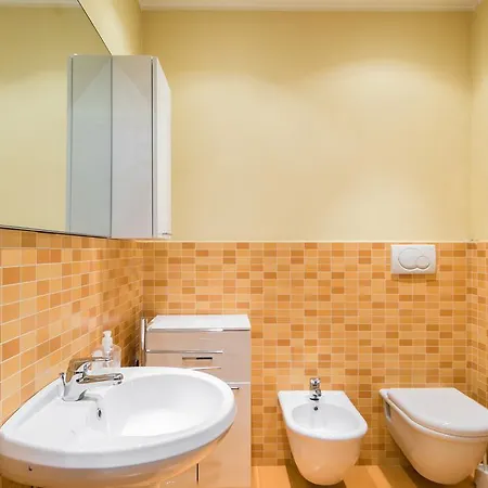 Villoresi Apartment *