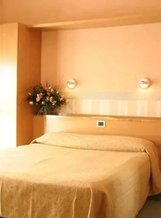 Etrusco 3*