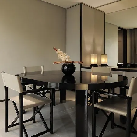 Armani 5* Milánó