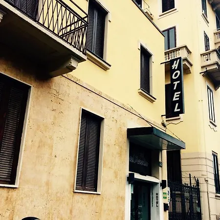 Hotel Paradiso Milán