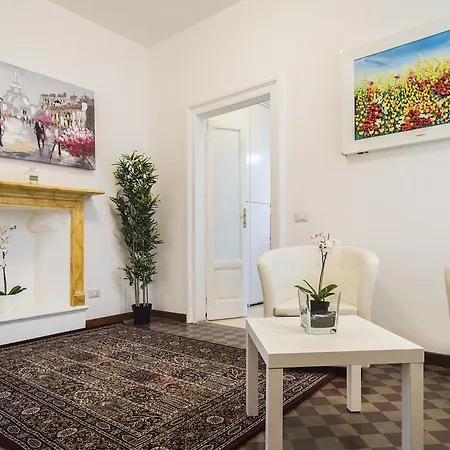 Hemeras Boutique Homes - Super Central Design *