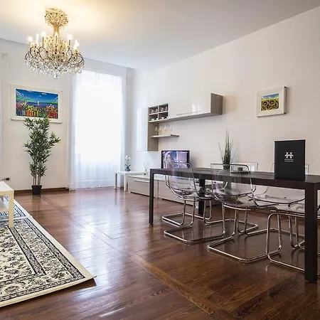 Hemeras Boutique Homes - Super Central Design Apartment Milan