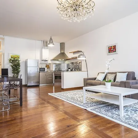 Hemeras Boutique Homes - Super Central Design *