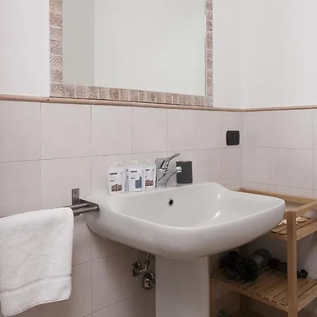 Italianway Easy - Vigevano 45 * Milan