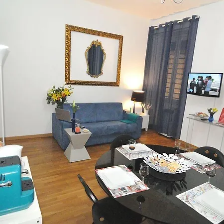 Loft'nb Duomo شقة