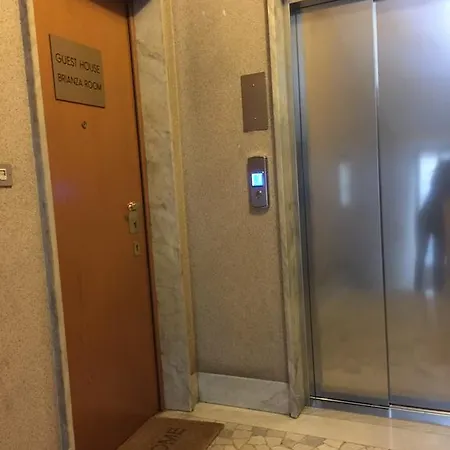 布里安扎客房旅馆 招待所 3*