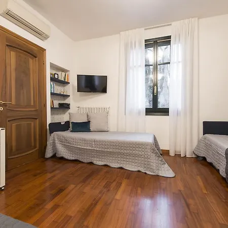 Fiera Guest house Milan